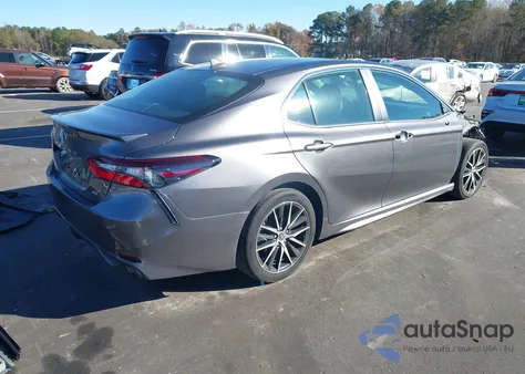 2024 Toyota Camry Se z USA, uszkodzony, nr VIN 4T1T11AK0RU879064